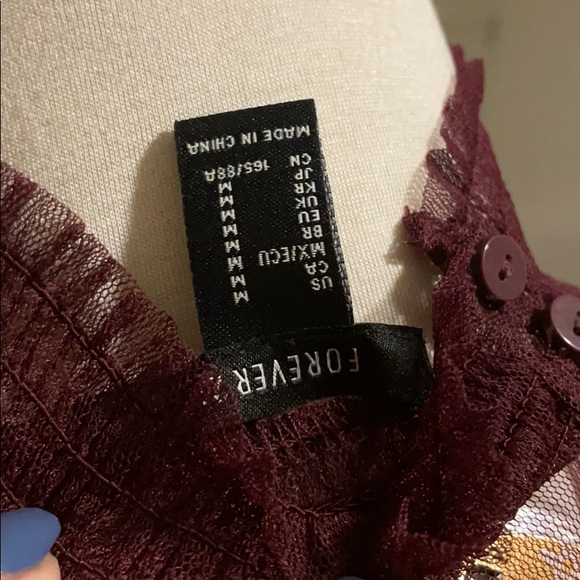 Gorgeous sheer blouse - Picture 8 of 9